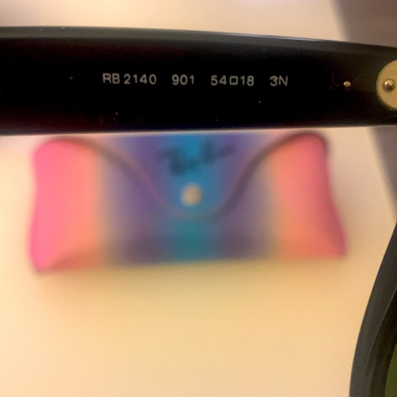 Ray-Ban Wayfarers Original Black Sunglasses - Picture 10 of 13